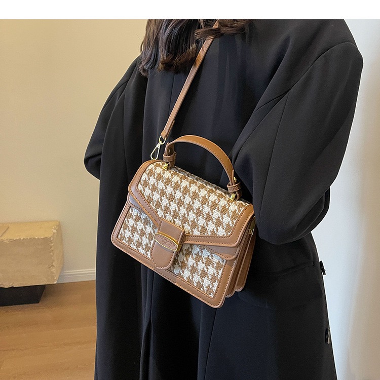 Túi Đeo Chéo Nữ - Giỏ Quai Xách Mona - tt231131