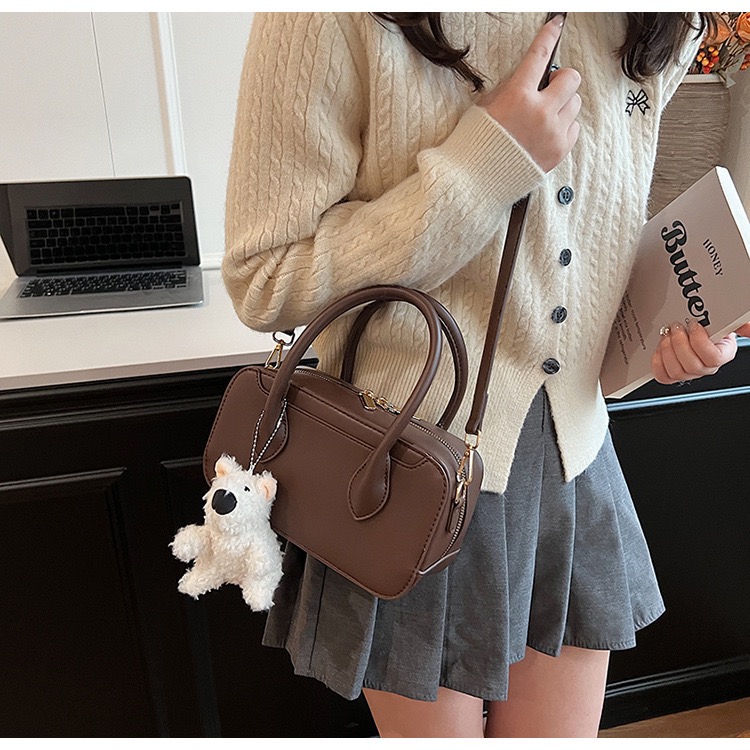 Túi Đeo Chéo Nữ Kèm Móc Đeo Túi - Giỏ Quai Xách Đeo Vai Mona - tt240923