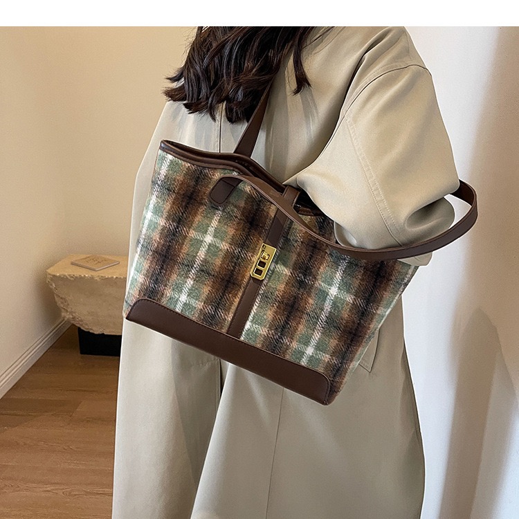 Túi Đeo Vai Size To - Giỏ Xách Lớn Mona - tt231141