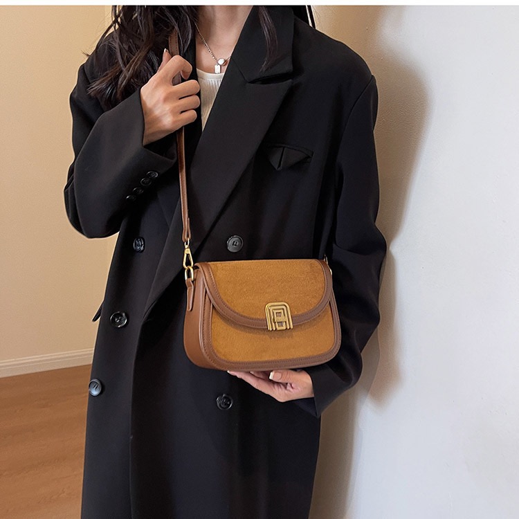 Túi Đeo Chéo Nữ - Giỏ Xách Da Lộn Mona - tt231153