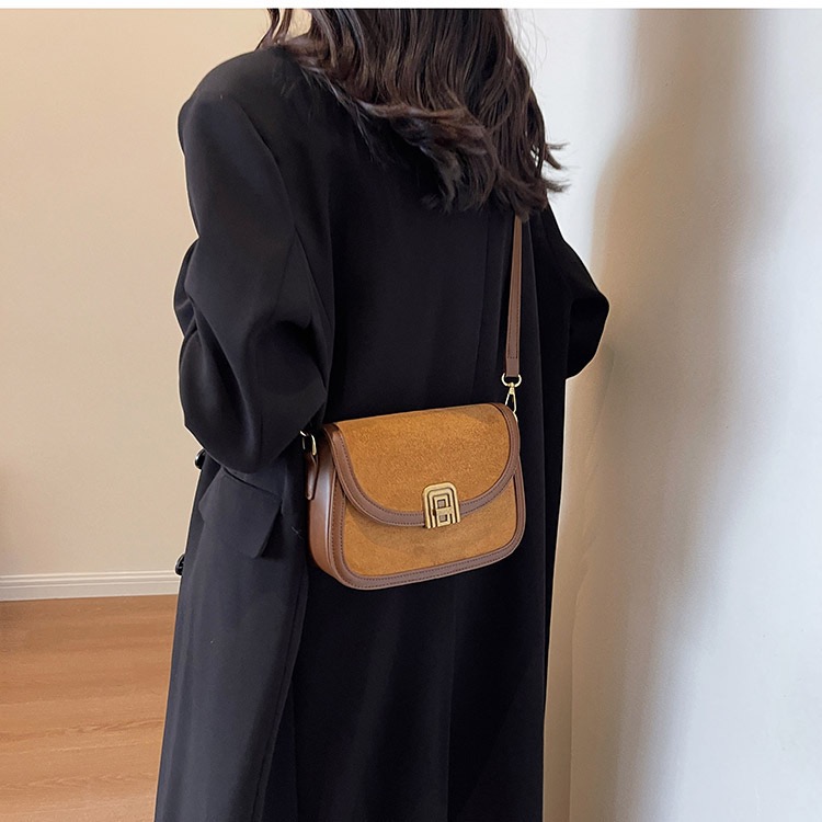 Túi Đeo Chéo Nữ - Giỏ Xách Da Lộn Mona - tt231153