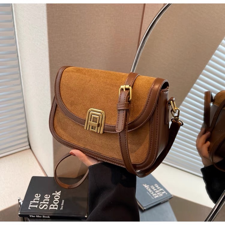 Túi Đeo Chéo Nữ - Giỏ Xách Da Lộn Mona - tt231153