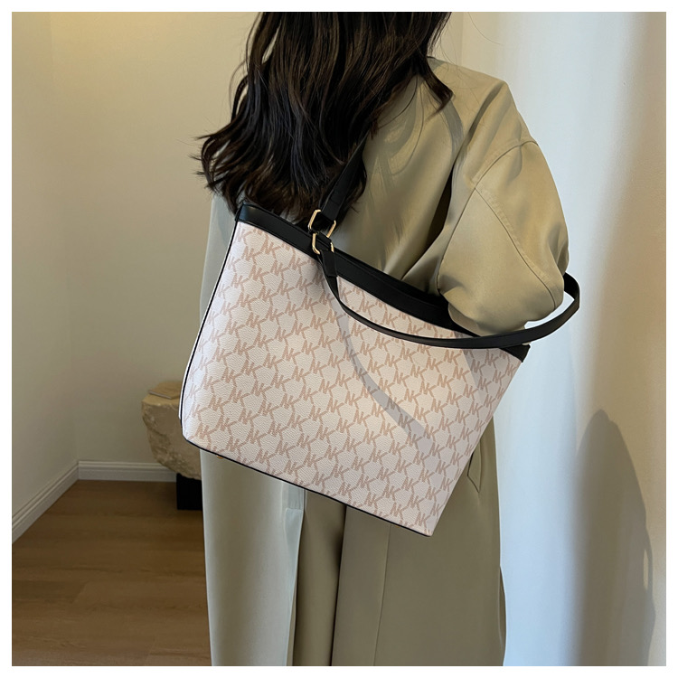 Túi Đeo Vai Nữ Size Lớn - Giỏ Xách To Mona  - tt230723