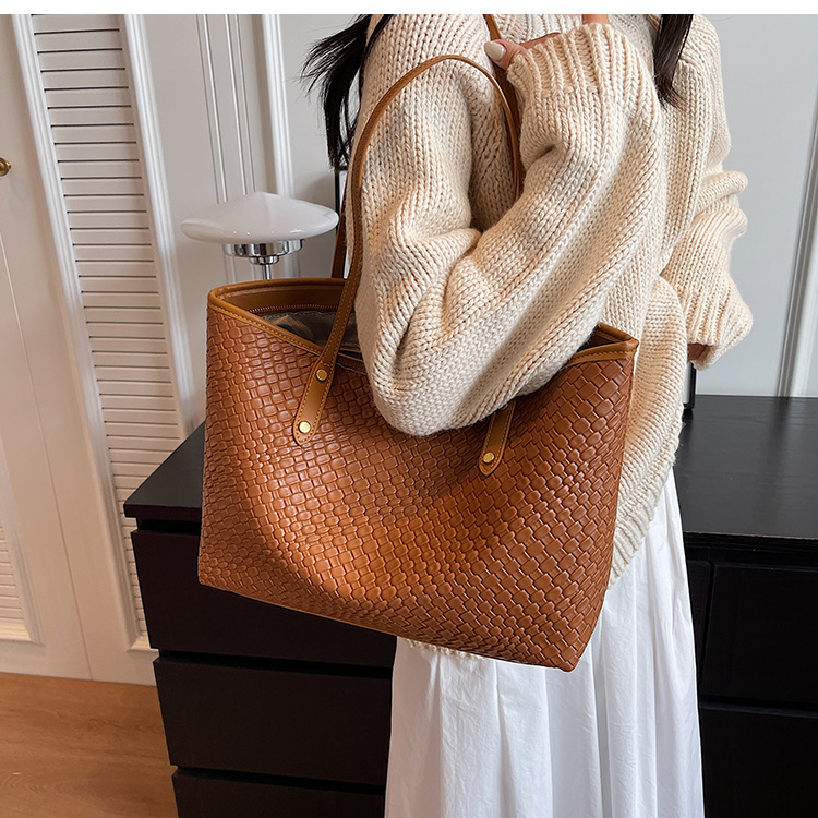 Túi Đeo Vai Size Lớn Nữ - Giỏ Xách To Mona - tt230933