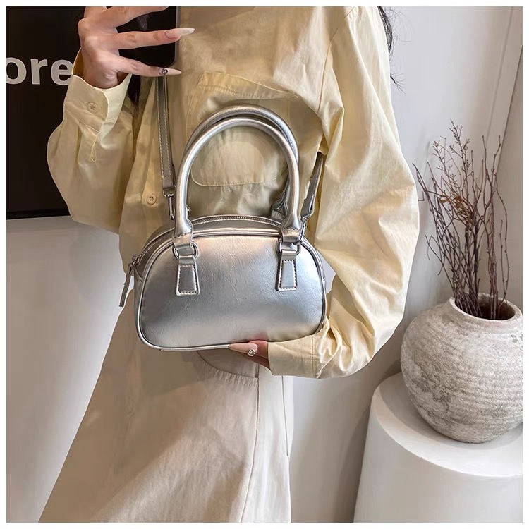 Túi Đeo Chéo Nữ Có Quai Xách - Giỏ Xách Mona - tt240335