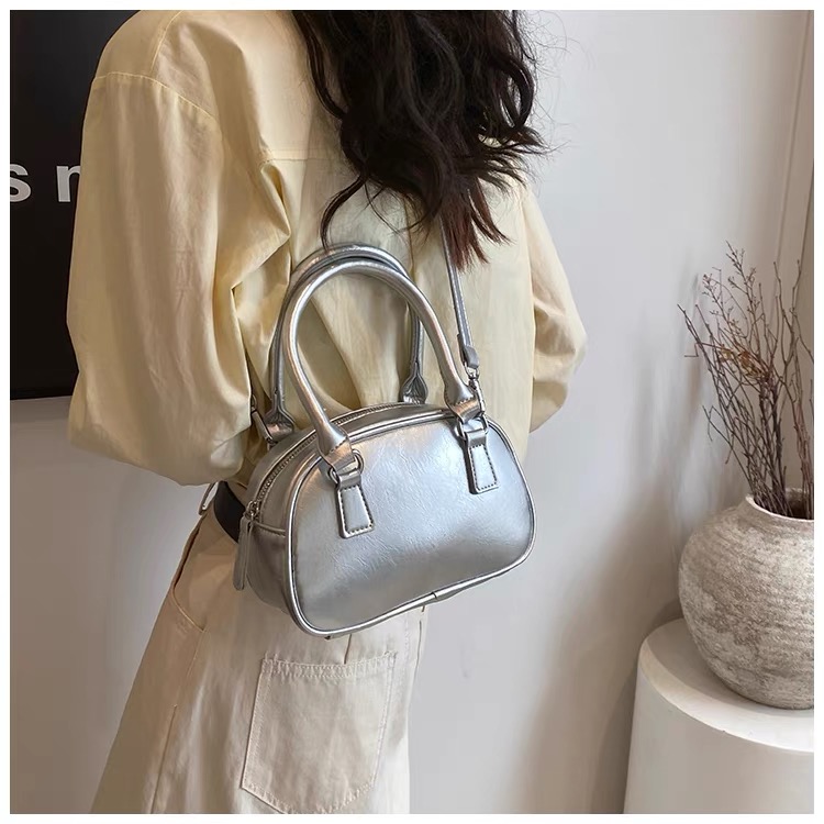 Túi Đeo Chéo Nữ Có Quai Xách - Giỏ Xách Mona - tt240335