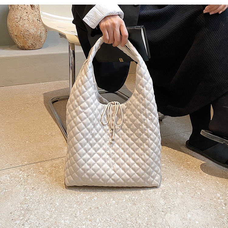 Túi Nữ Size Lớn - Giỏ Xách To Đeo Vai Mona - tt230950