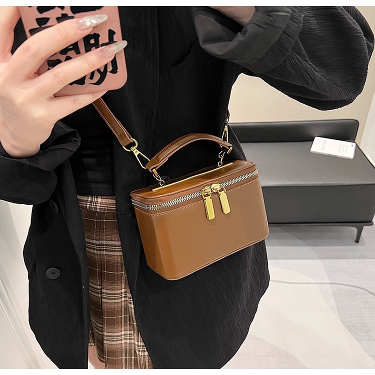Túi Hộp Đeo Chéo Nữ Có Quai Xách - Giỏ Xách Mona - tt240503