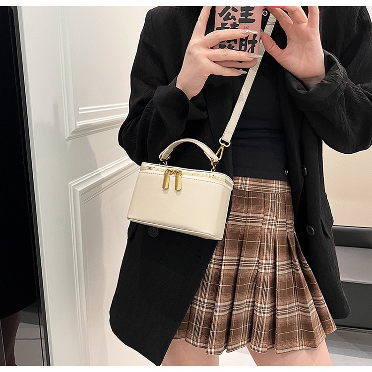 Túi Hộp Đeo Chéo Nữ Có Quai Xách - Giỏ Xách Mona - tt240503