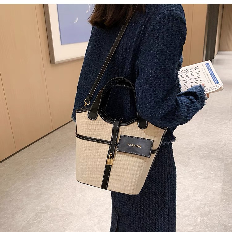 Túi Quai Xách Nữ - Giỏ Đeo Chéo Mona - tt221067