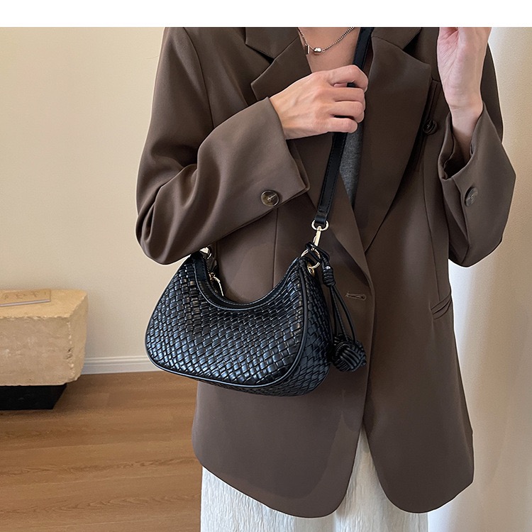 Túi Đeo Vai Nữ - Giỏ Xách Đeo Chéo Mona - tt231001