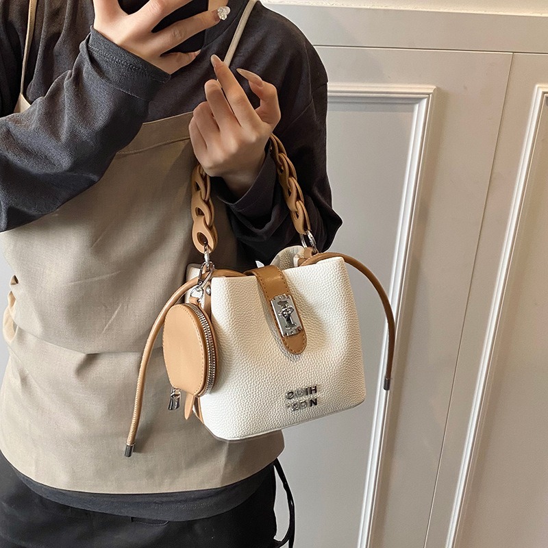 Túi Đeo Chéo - Cầm Tay Xinh Xắn Cá Tính - tt250908