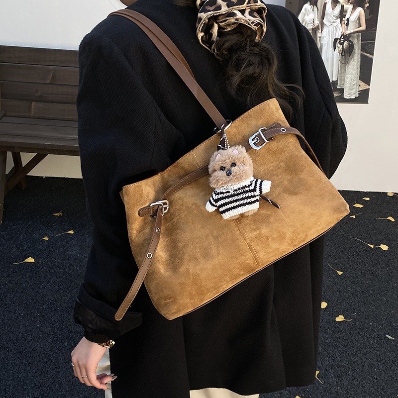 Túi Size To Đeo Vai Rộng Rãi Dễ Sử Dụng - tt251275