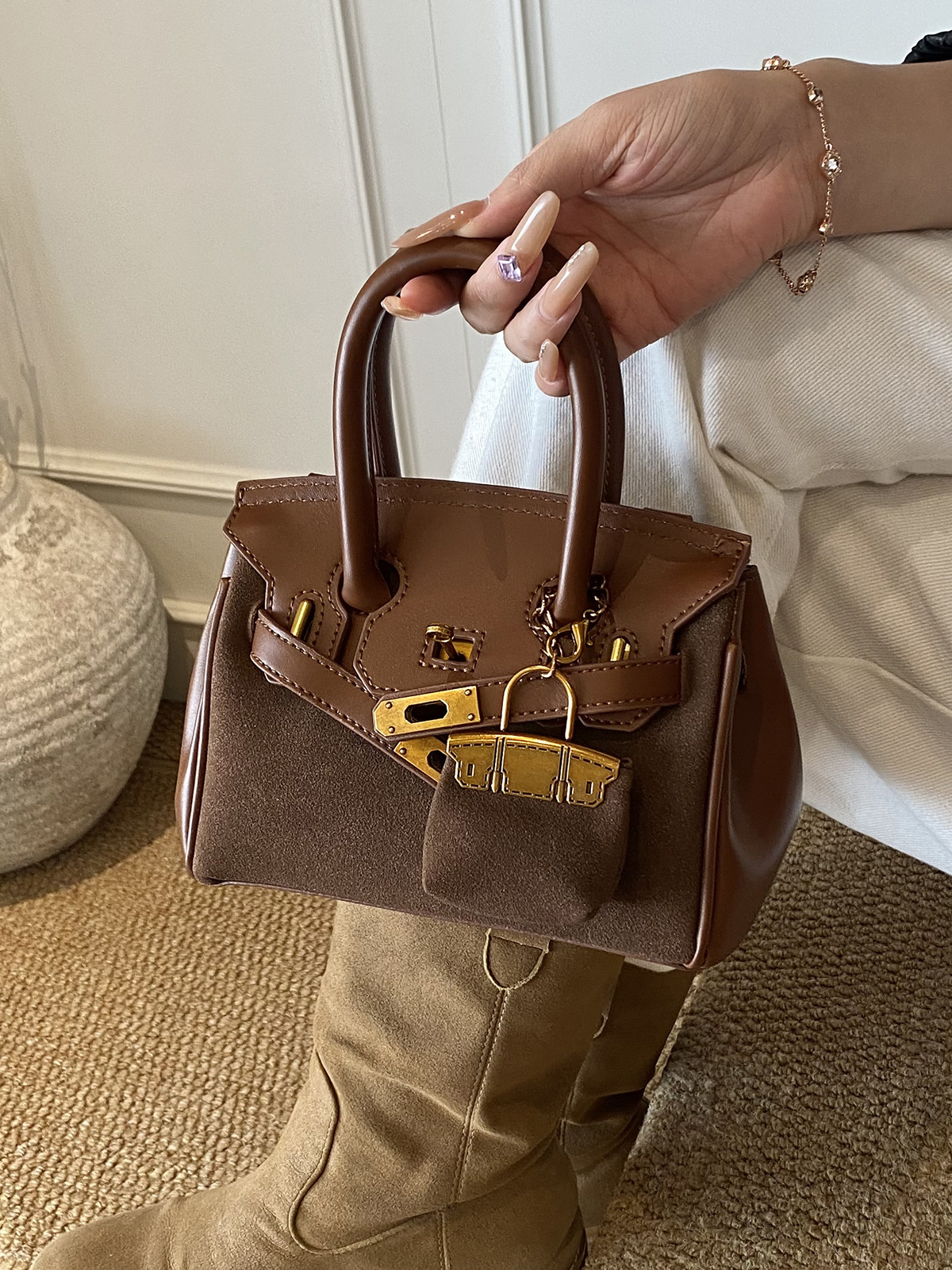 Túi Nhỏ Nữ Tính Thanh Lịch - t251233