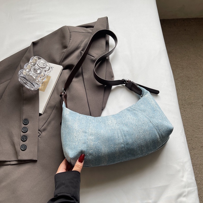 Túi Đeo Vai Hot Màu Bò Sành Điệu Phong Cách - tt250861