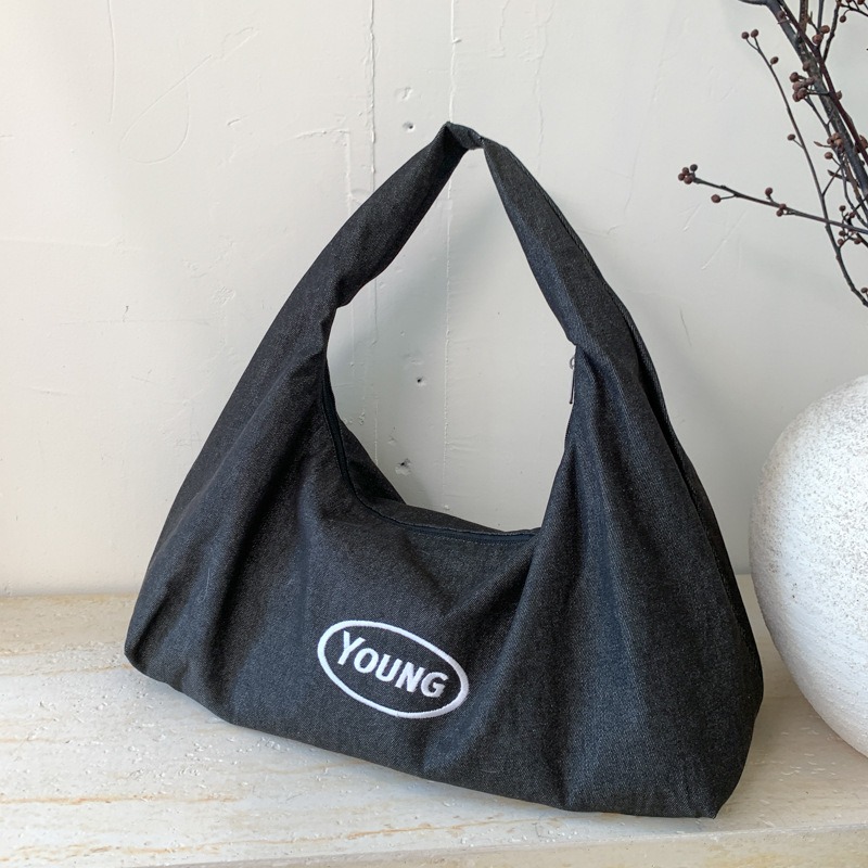 Túi Đeo Vai Chất Vải Bò Basic Cá Tính - tt250810