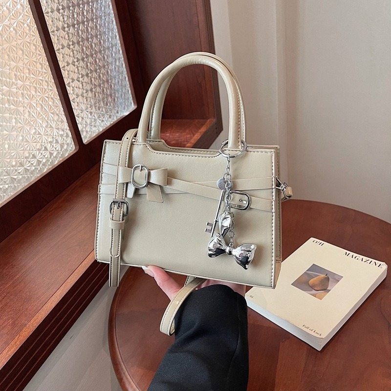 Túi Cầm Tay Sang Chảnh Có Dây Đeo Chéo Tùy Chỉnh - tt250708