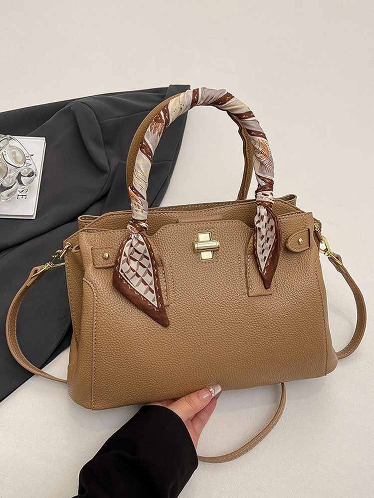 Túi Xách Size Vừa Gọn Gàng Sang Xịn - tt260426