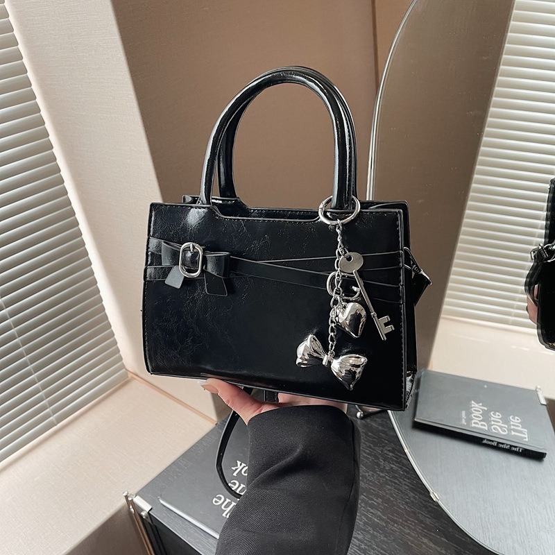 Túi Cầm Tay Sang Chảnh Có Dây Đeo Chéo Tùy Chỉnh - tt250708