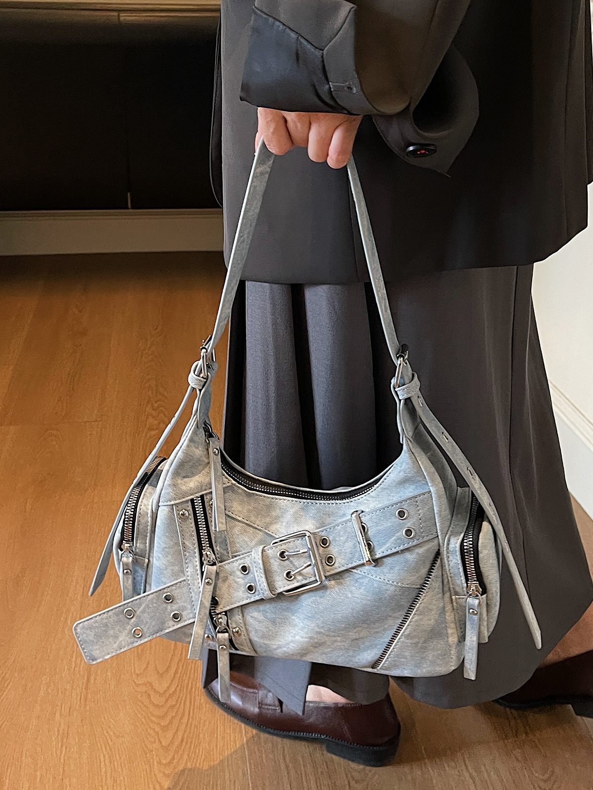 Túi Kẹp Nách Phong Cách Năng Động Dễ Sử Dụng - tt251205