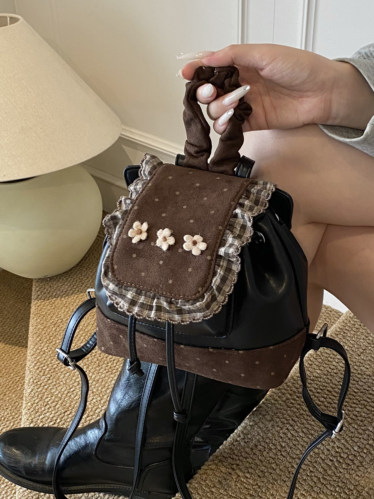 Balo Size Nhỏ Gọn Nhẹ Phù Hợp Đi Chơi Đi Dạo - tt251057