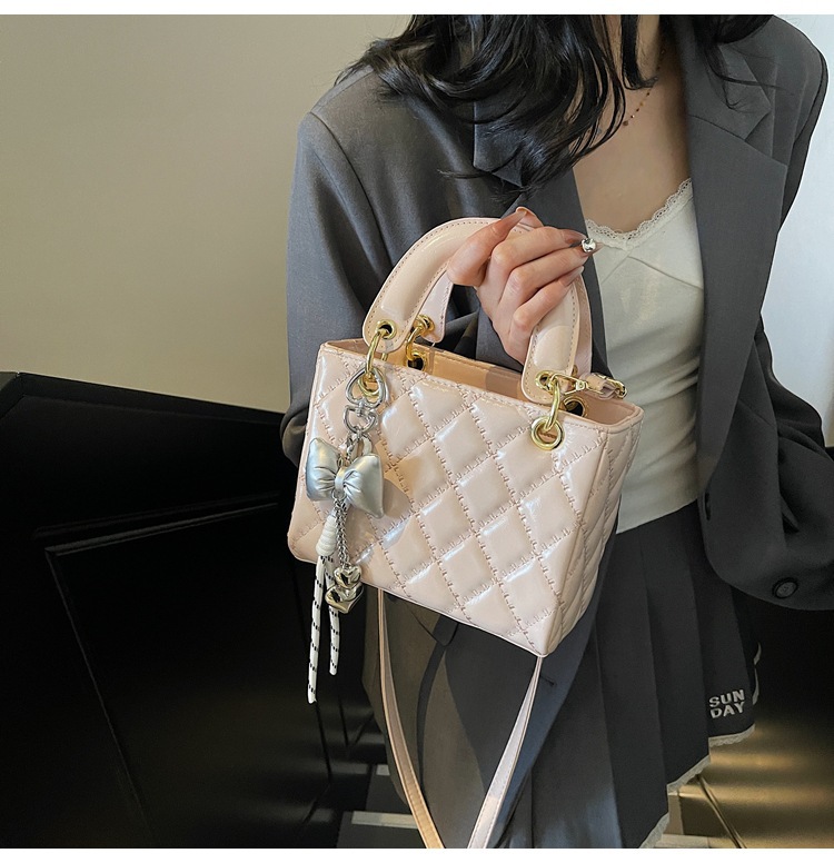 Túi Size Nhỏ Đeo Lên Là Xinh tt251105