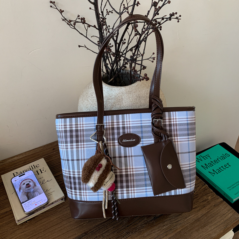 Túi Size To Đeo Vai Rộng Rãi Dễ Sử Dụng - tt251085