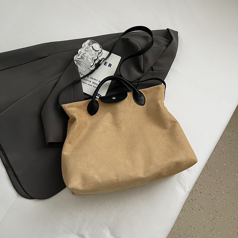 Túi Da Lộn Dễ Phối Đồ Mùa Thu Đông - tt251068