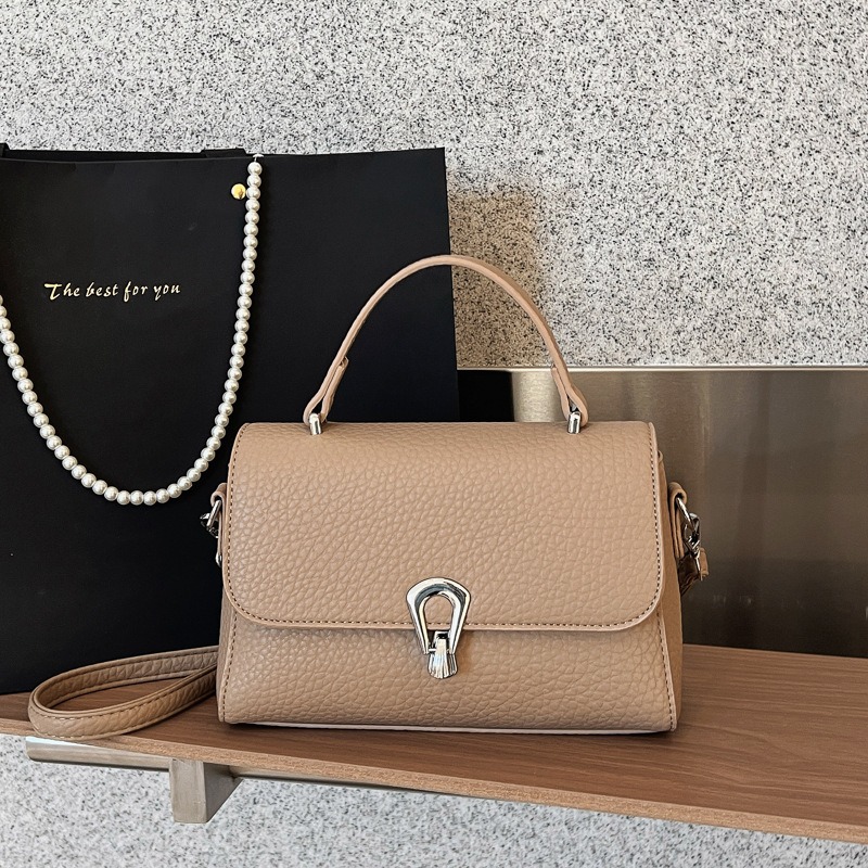 Túi Size Nhỏ Đi Chơi Cực Hợp - tt260436