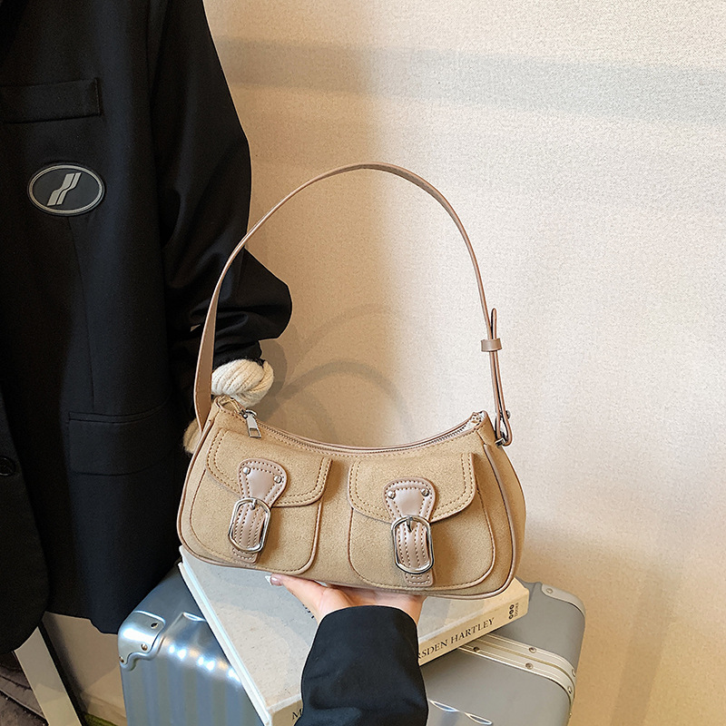 Túi Size Nhỏ Đeo Chéo Nhẹ Nhàng Dạo Phố Đi Làm - tt251055