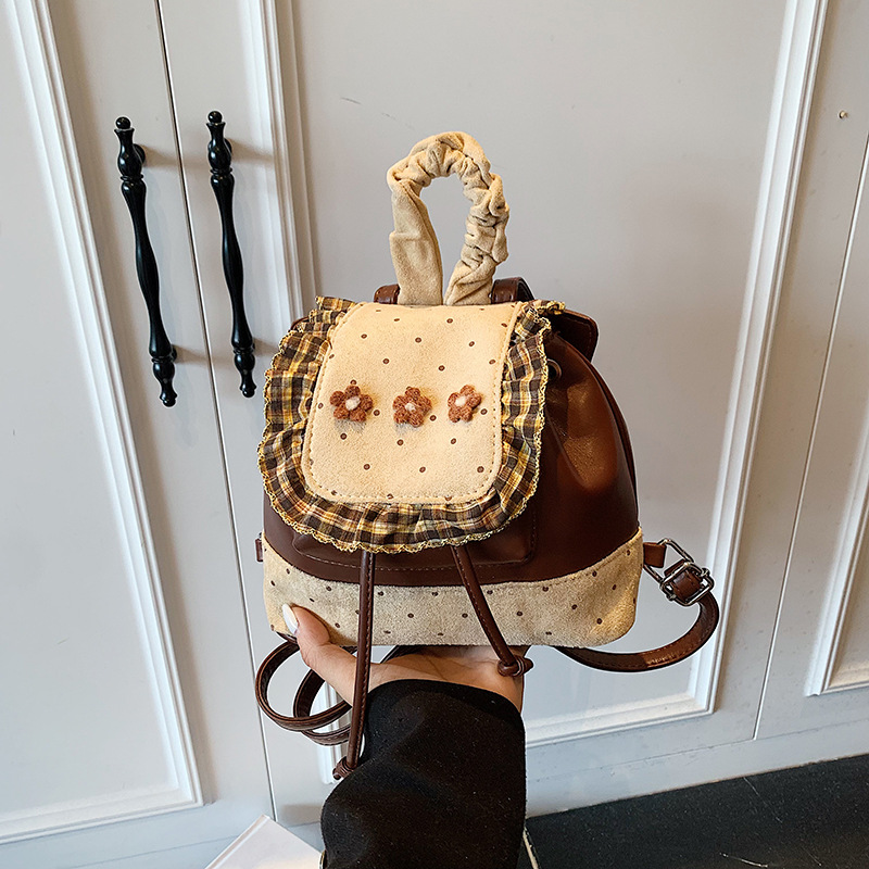 Balo Size Nhỏ Gọn Nhẹ Phù Hợp Đi Chơi Đi Dạo - tt251057