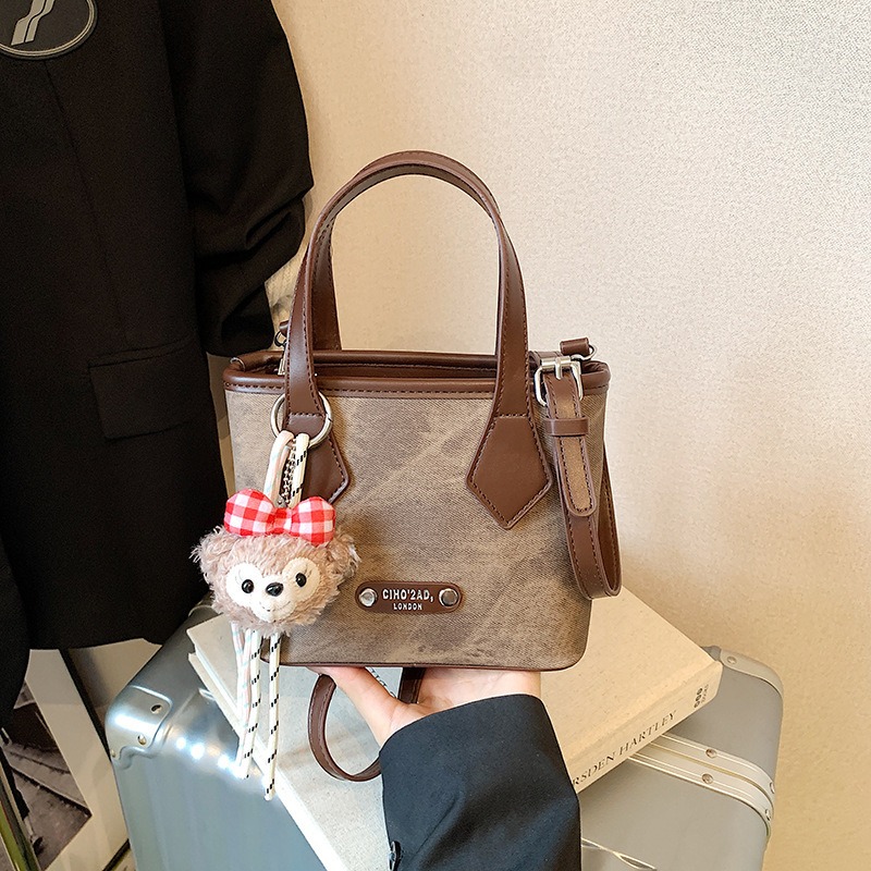 Túi Đeo Chéo - Xách Tay Màu Bò Xinh Xắn - tt250864