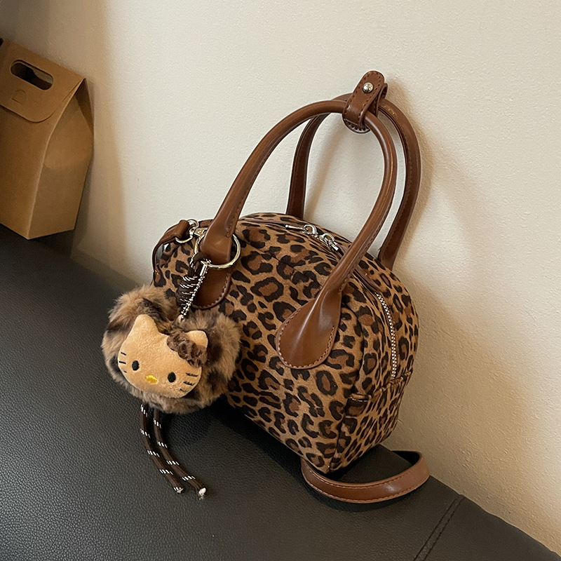 Túi Da Lộn Size Nhỏ Phù Hợp Dạo Phố Cà Phê - tt251081