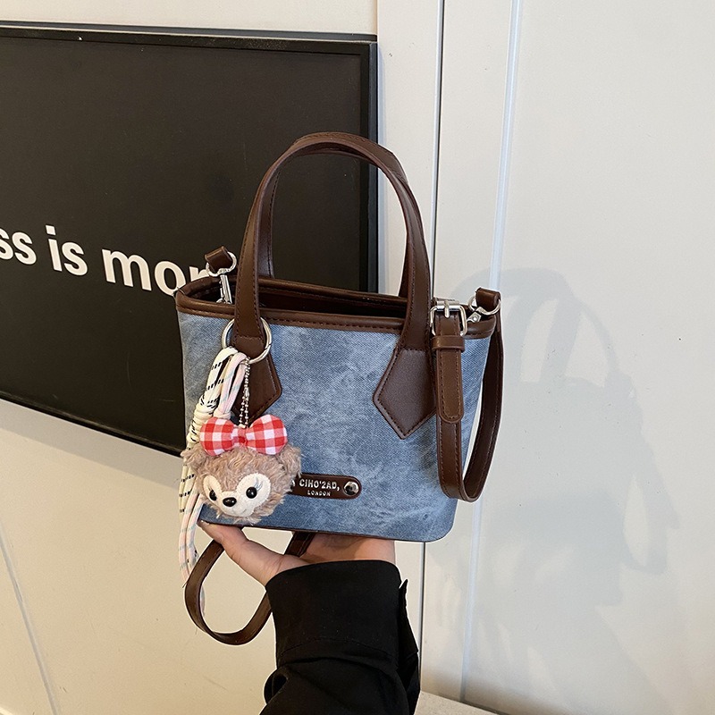 Túi Đeo Chéo - Xách Tay Màu Bò Xinh Xắn - tt250864