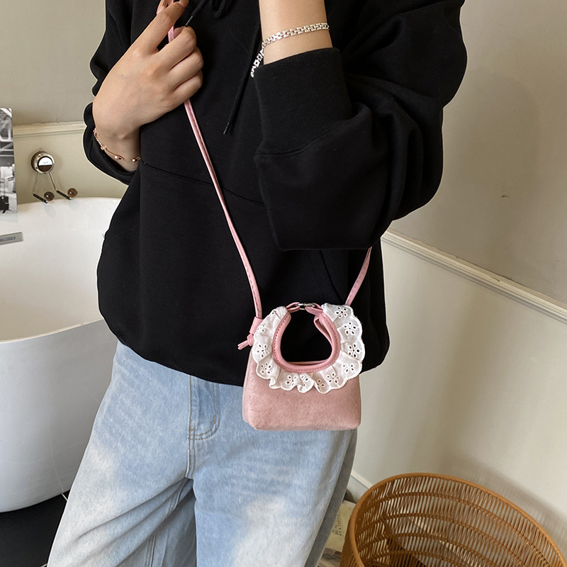 Túi Lông Size Nhỏ Có Dây Đeo Đi Chơi Cực Xinh - tt251123