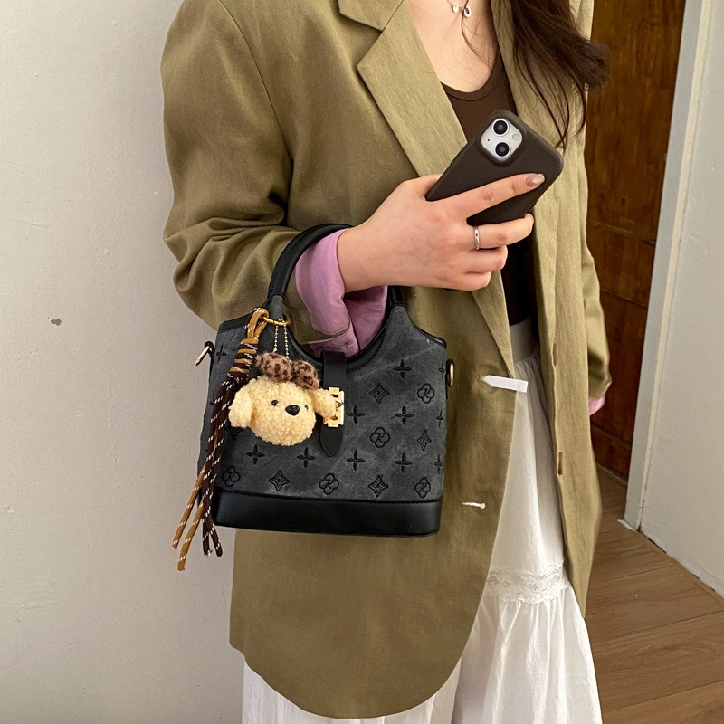 Túi Xách Nhỏ Nhẹ Nhàng Dễ Mang - tt250331