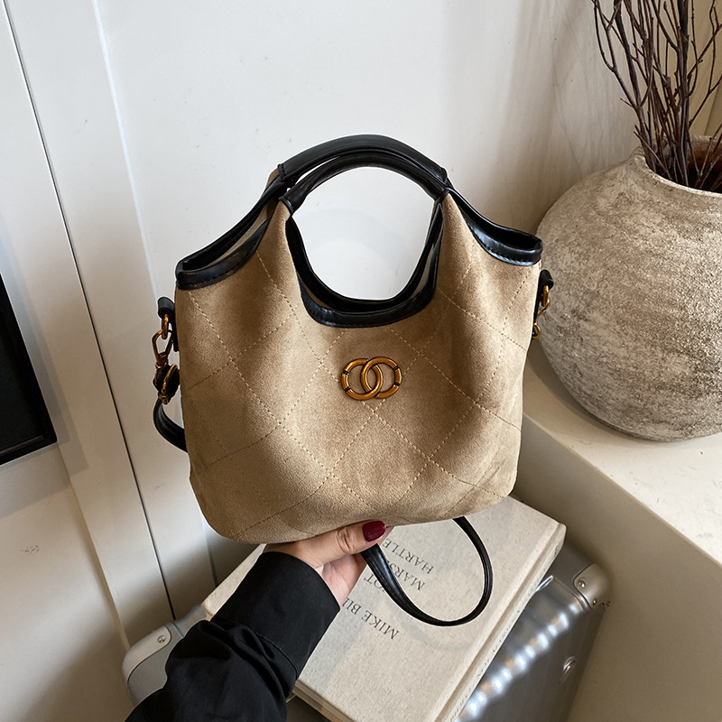 Túi Da Lộn Size Nhỏ Có Dây Đeo Phù Hợp Đi Chơi - tt251060