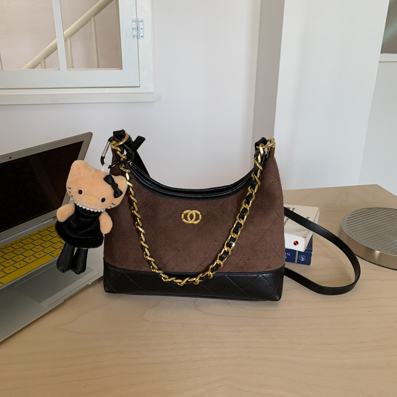 Túi Da Lộn Size Vừa Phong Cách Hiện Đại Tinh Tế - tt251070