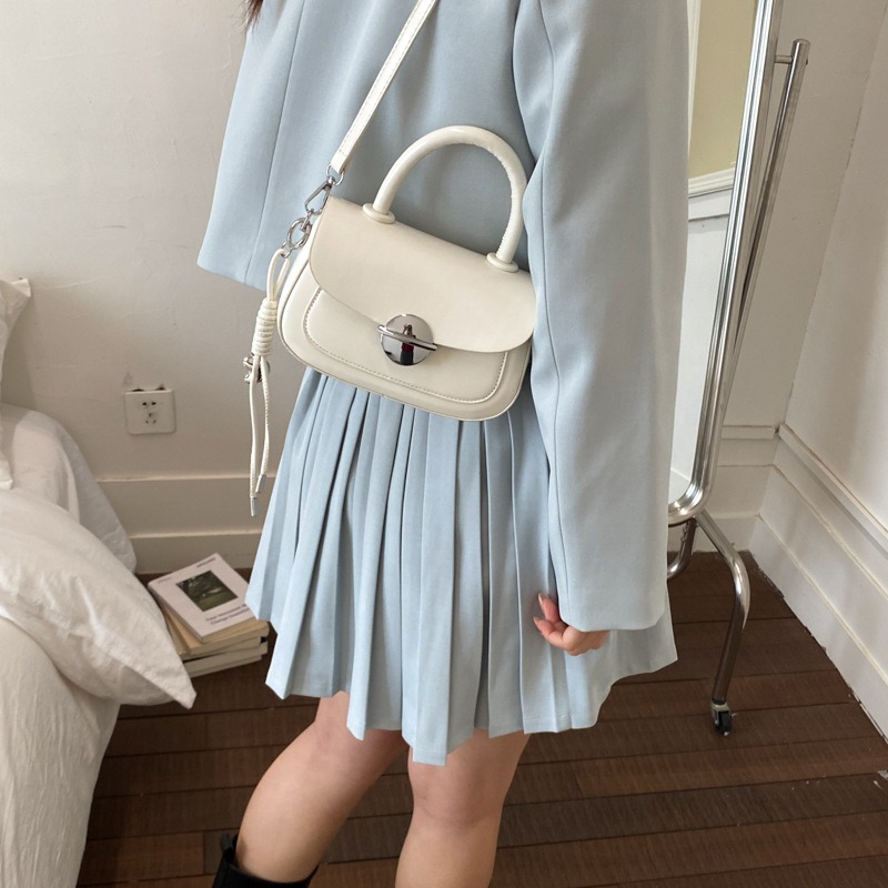 Túi Xách Nhỏ Kiểu Dáng Trẻ Trung - tt250330