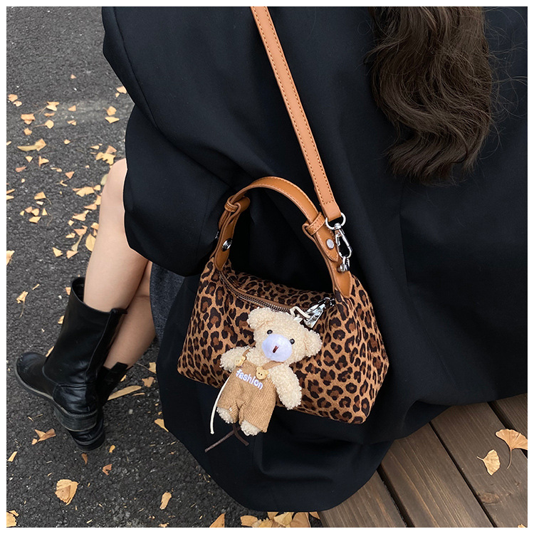 Túi Size Nhỏ Da Báo Thiết Kế Thời Trang Dễ Phối Đồ - tt251080