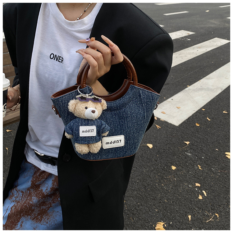 Túi Màu Bò Phong Cách Thanh Lịch Dễ Phối Đồ - tt251078