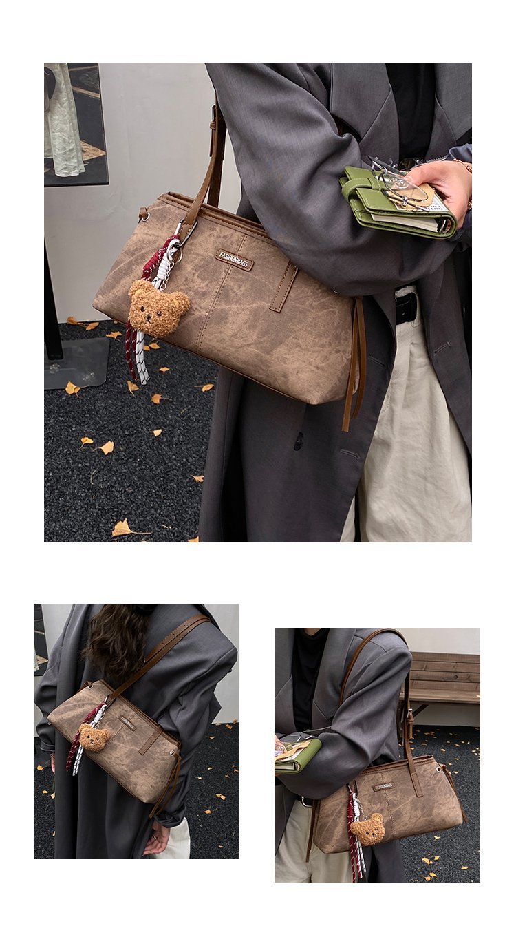 Túi Kẹp Nách Thời Trang Hiện Đại - tt251239