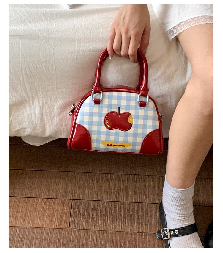 Túi Xách Đeo Chéo Cầm Tay Họa Tiết Quả Cherry Caro - tt250701