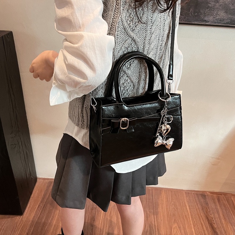 Túi Cầm Tay Sang Chảnh Có Dây Đeo Chéo Tùy Chỉnh - tt250708