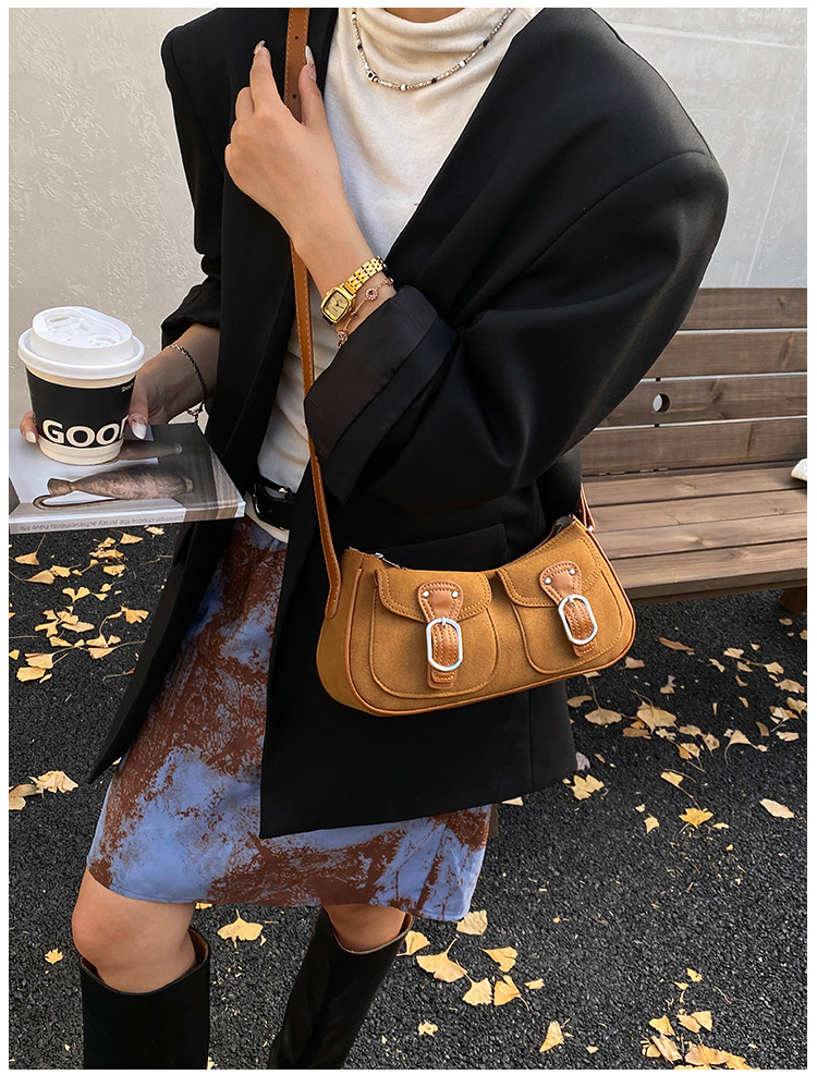 Túi Size Nhỏ Đeo Chéo Nhẹ Nhàng Dạo Phố Đi Làm - tt251055