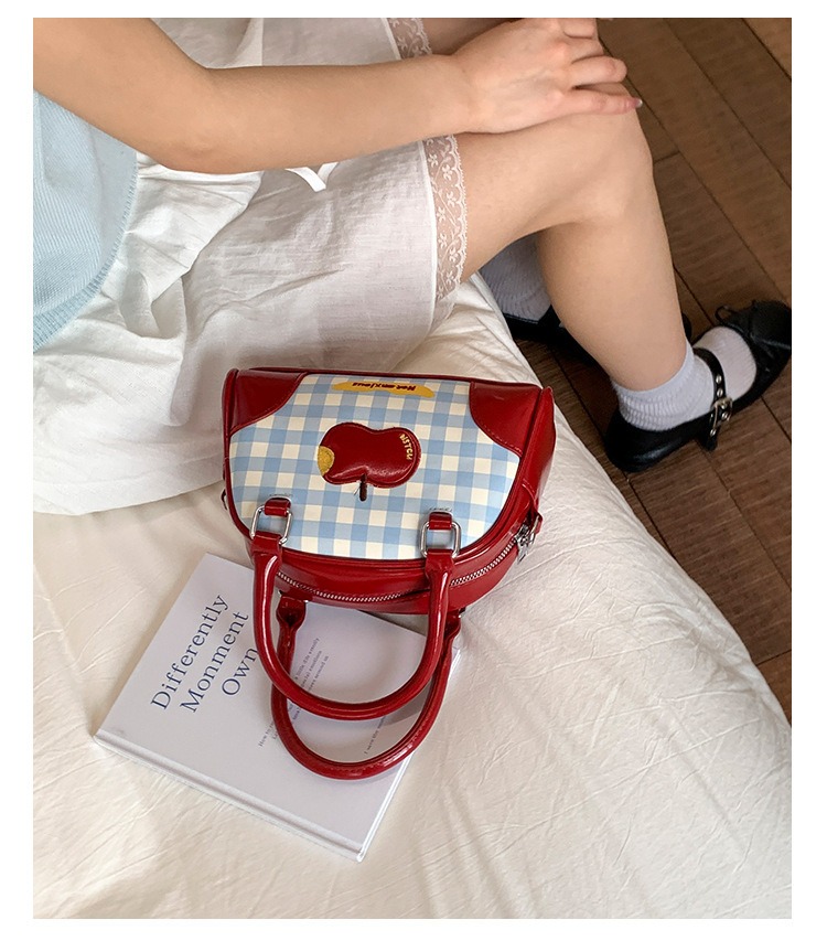 Túi Xách Đeo Chéo Cầm Tay Họa Tiết Quả Cherry Caro - tt250701