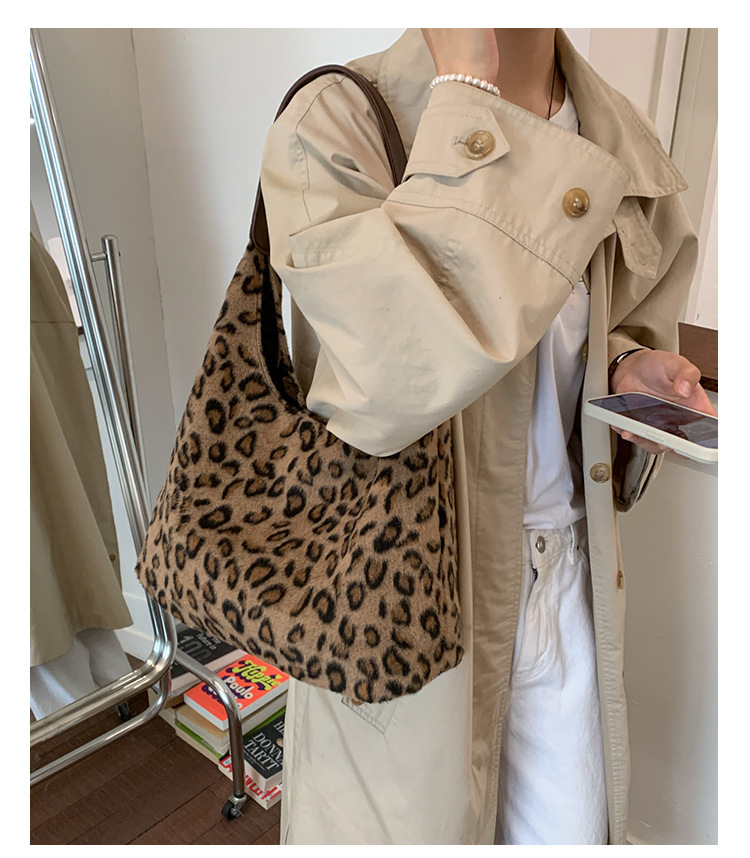 Túi Vải Da Beo Size Vừa Phù Hợp Công Sở tt251143