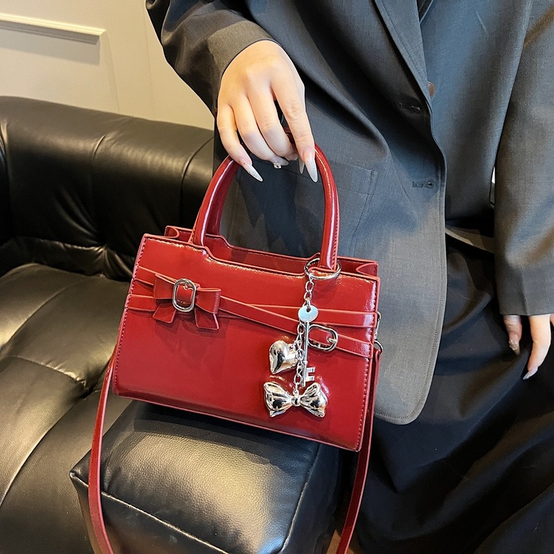 Túi Cầm Tay Sang Chảnh Có Dây Đeo Chéo Tùy Chỉnh - tt250708