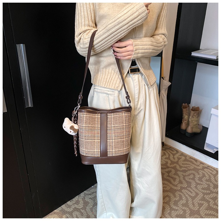 Túi Xách Kẻ Caro- Đeo Chéo - Vintage -tt250858