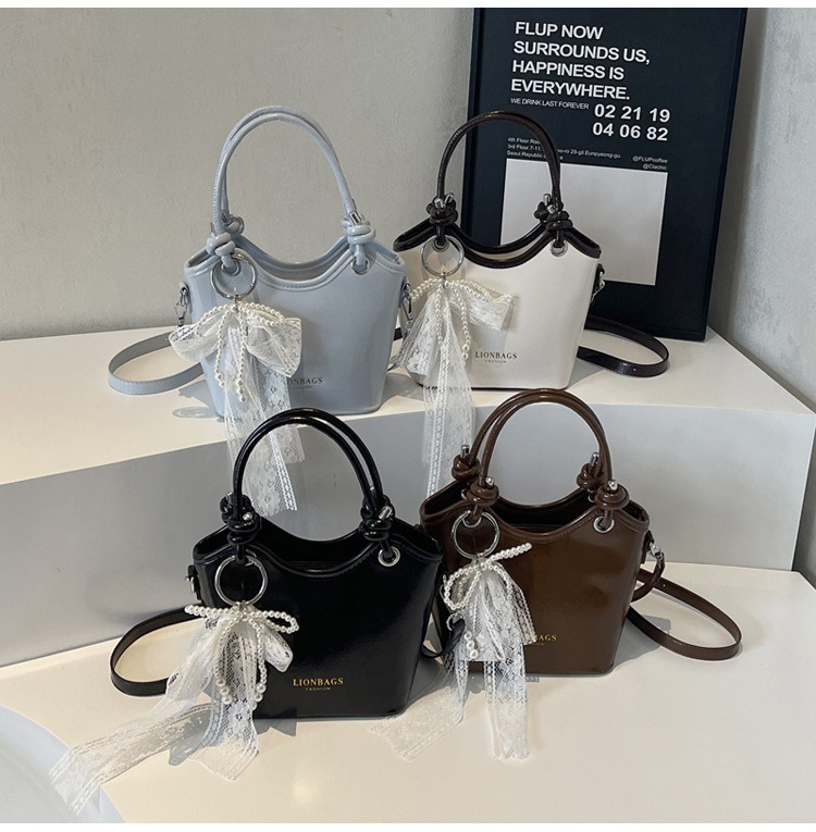 Túi Xách Xinh Xắn Đeo Chéo - Cầm Tay - tt250914